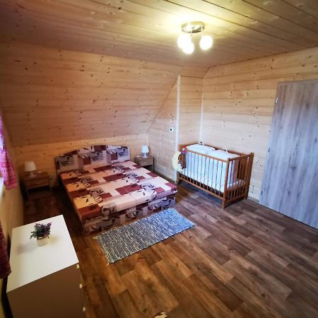 Chata Baska Na Liptove S Vlastnym Dvorom Liptovský Mikuláš Eksteriør bilde
